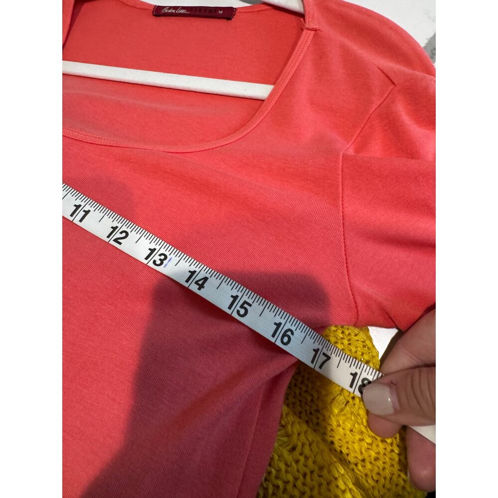 Barbara Lesser Women's Scoop Neck Asymmetrical Hem Blouse‎ Coral Size Medium - Picture 3 of 8